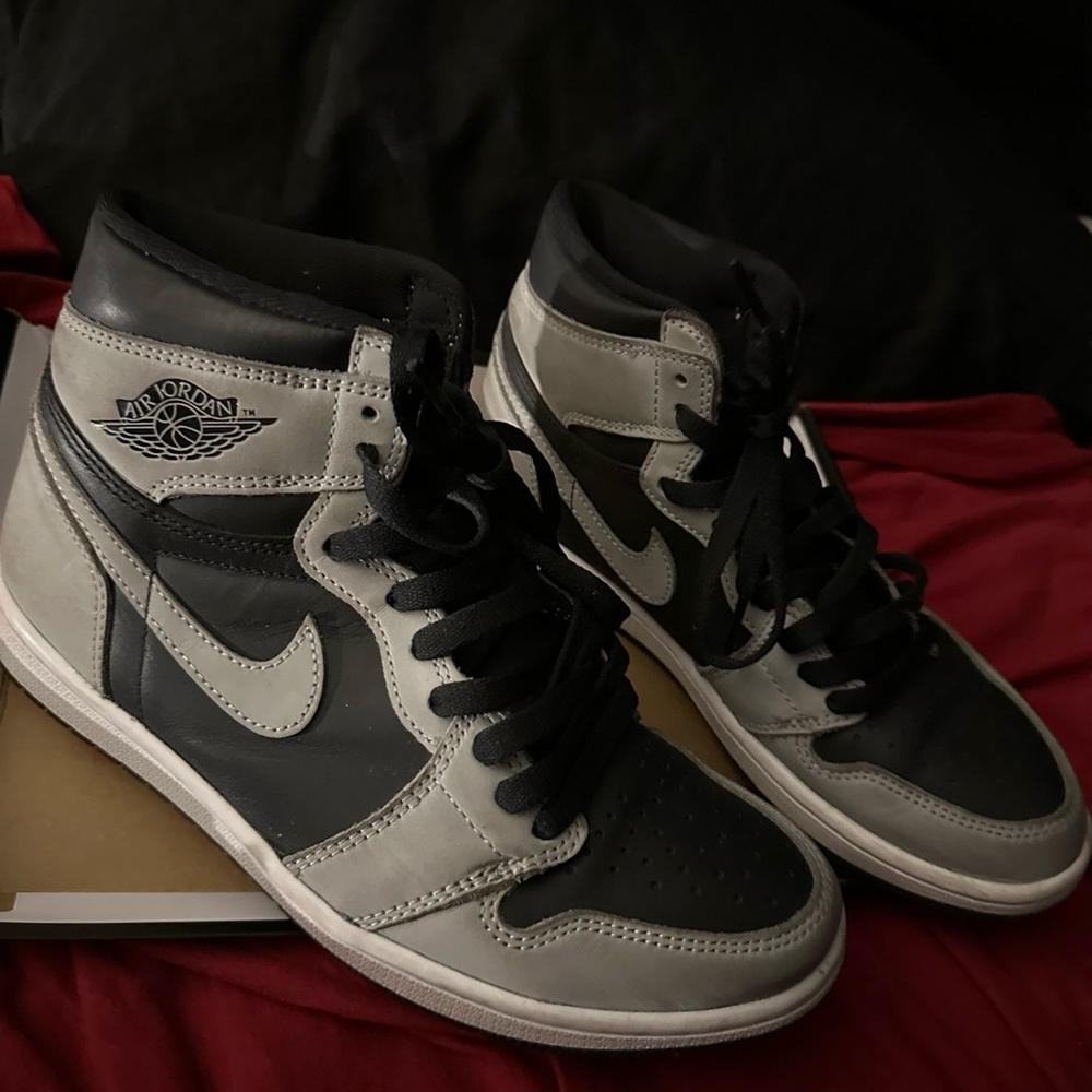 Air Jordan 1 Retro High OG Gray